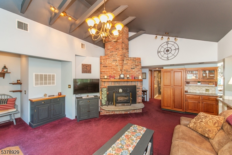 6 Baker Rd