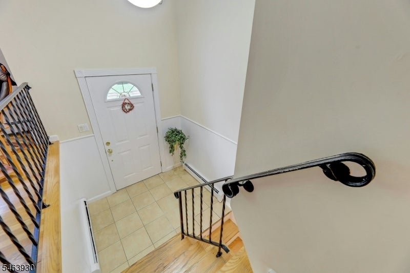 21 Aldrin Dr