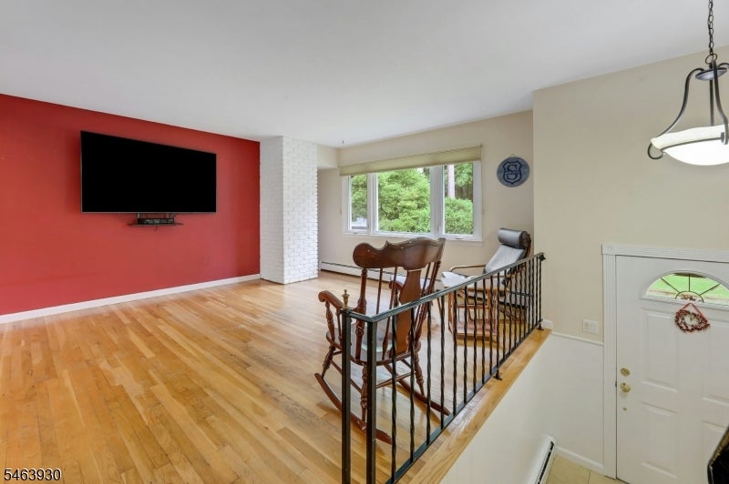 21 Aldrin Dr