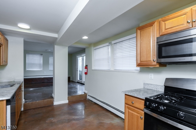 214 Woodcliff Ave-Apt 3 3