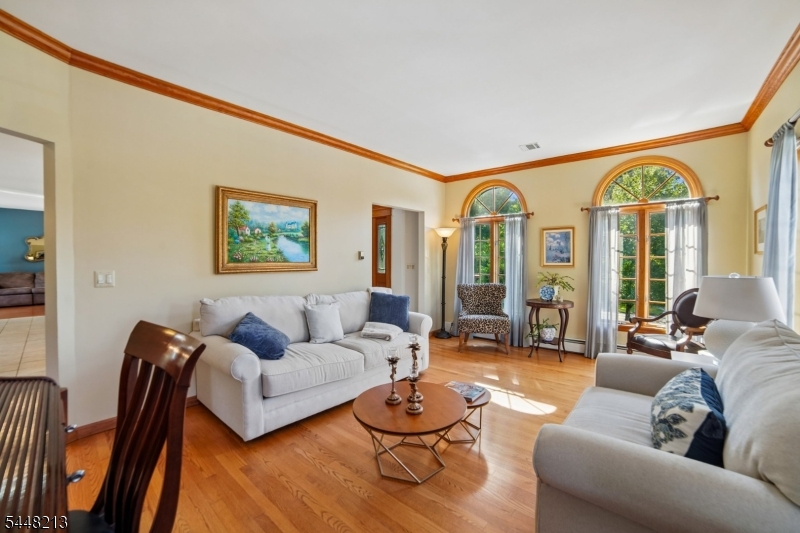 883 Boonton Ave