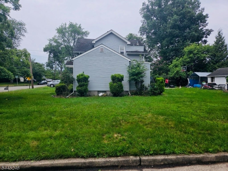 421 N Lincoln Ave