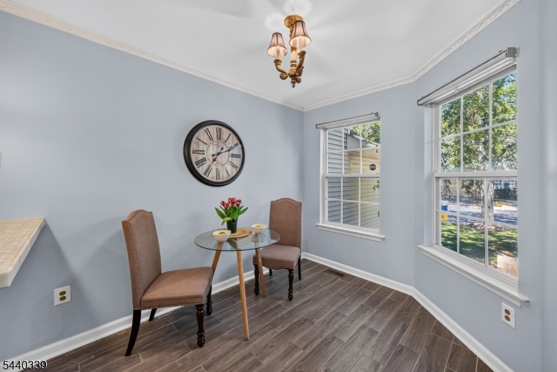 303 Cobblestone Ct