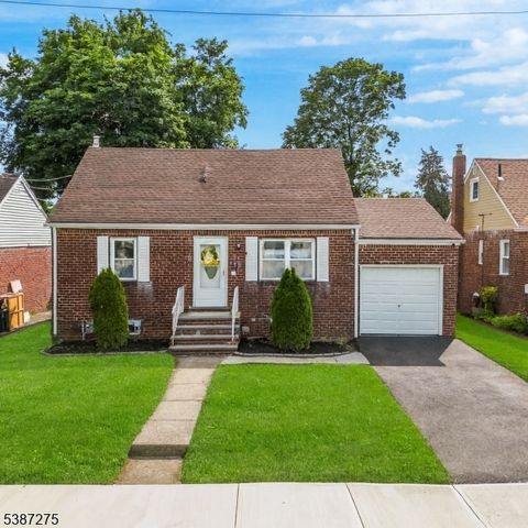 Photo of 15 Carrelton Dr Cv, Paterson, NJ 07522 (MLS # 3994185)
