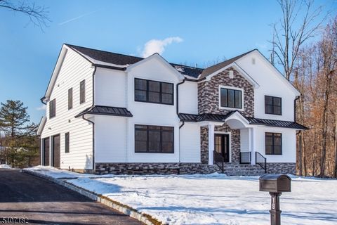 19 West Dr Fairfield Twp. NJ 07004