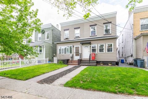 23 Howell Pl Kearny Town NJ 07032