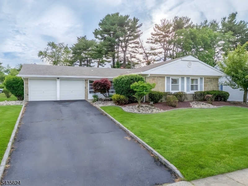 117 Idolstone Ln