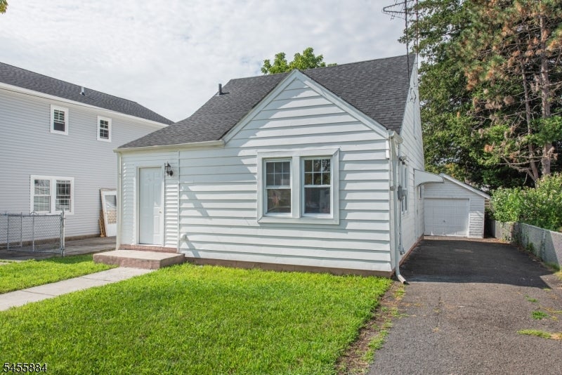 50 Birch St