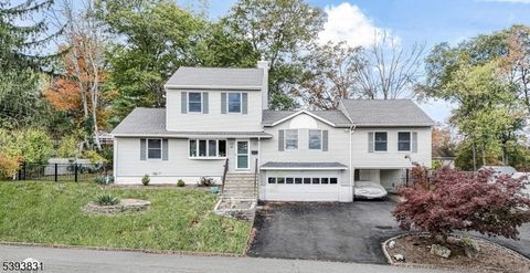 Photo of 18 Hope Ter, Lincoln Park, NJ 07035 (MLS # 3994812)
