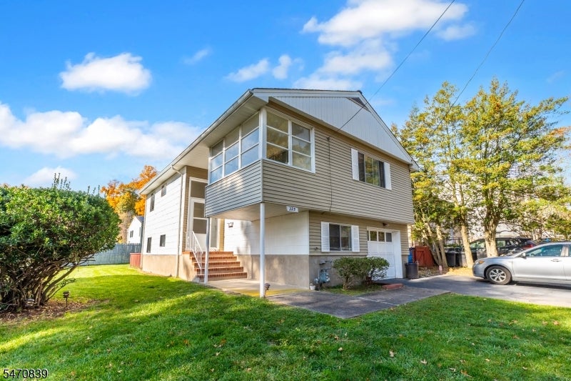 225 Centerton Dr