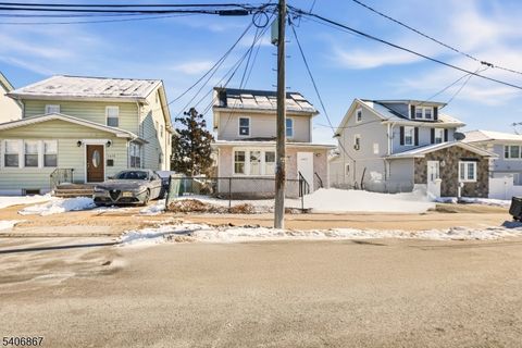 1437 Parkview Ter Hillside Twp. NJ 07205