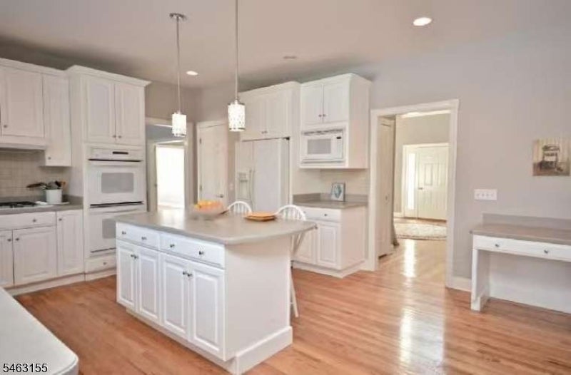 10 Aspen Ct