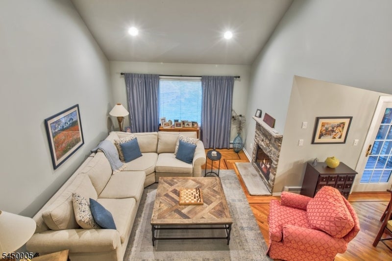 67 Jaime Ct