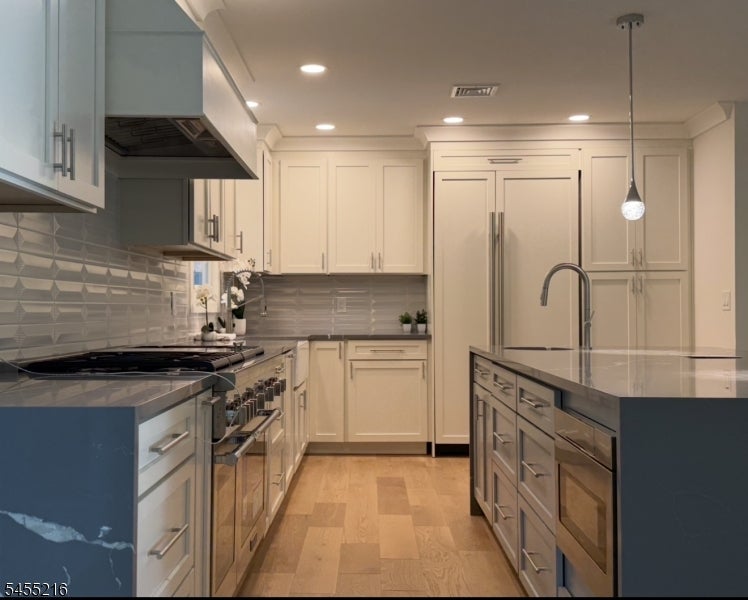 9 Crestview Ct