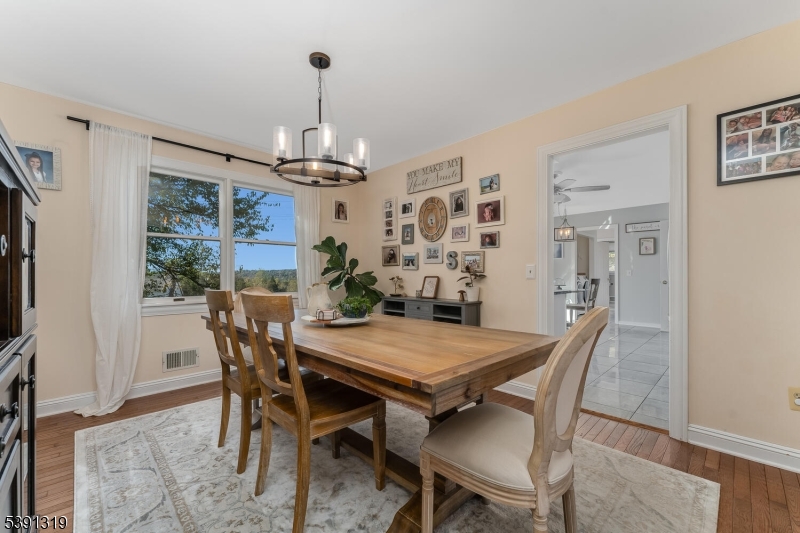16 Chestnut Ave
