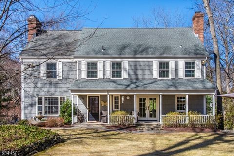 39 Arden Rd Mountain Lakes Boro NJ 07046