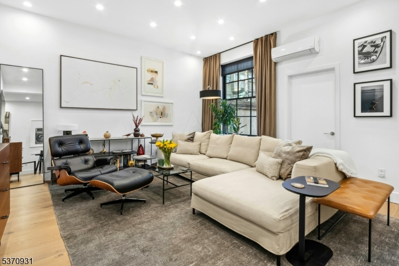 267 Grove St Apt 1R