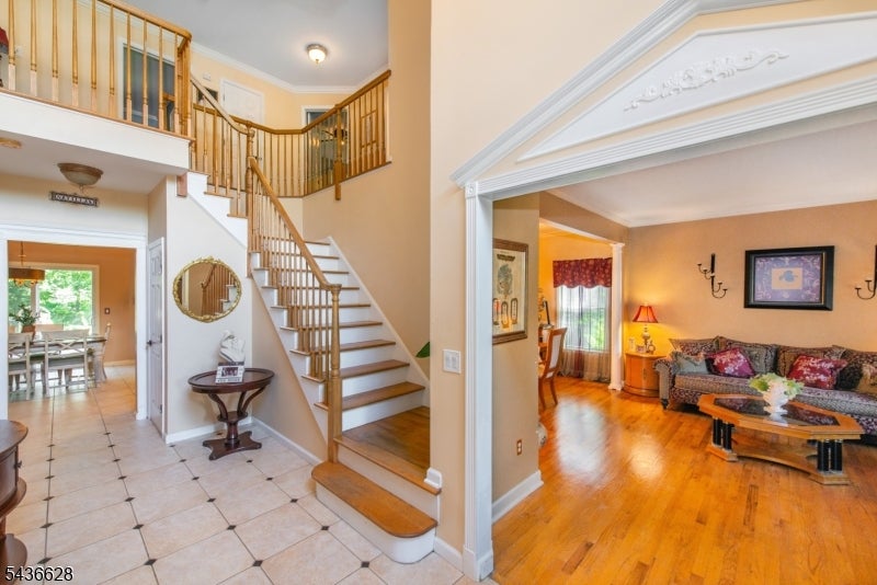 5 Kingston Ct
