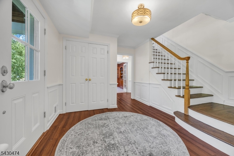 935 Minisink Way