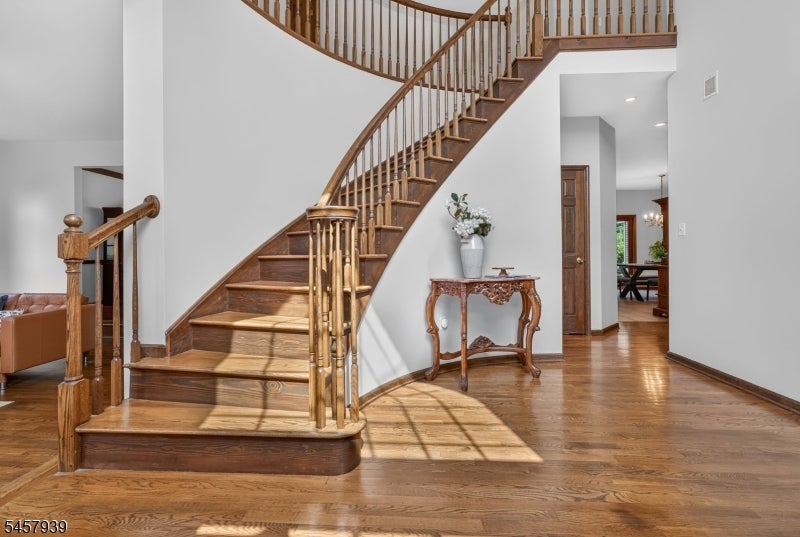 6 Oakridge Rd
