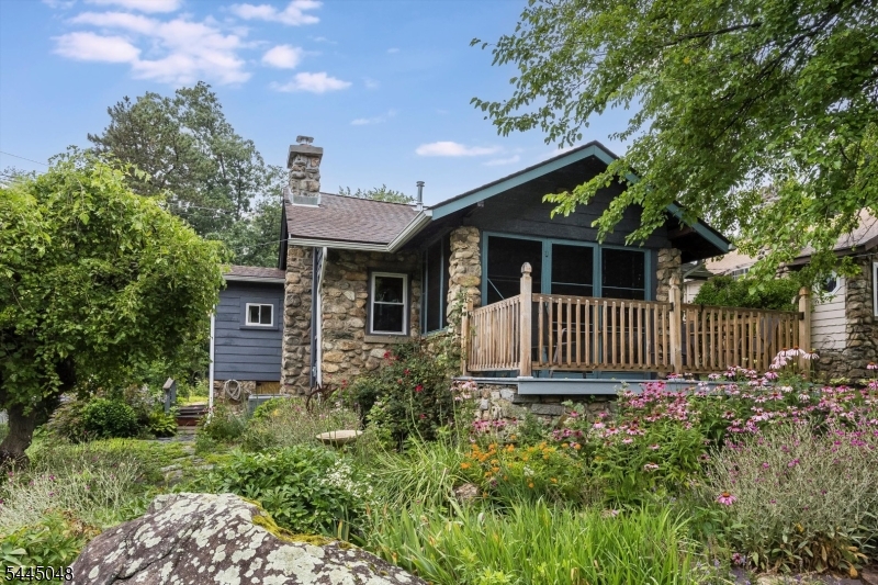 17 Ridge Rd
