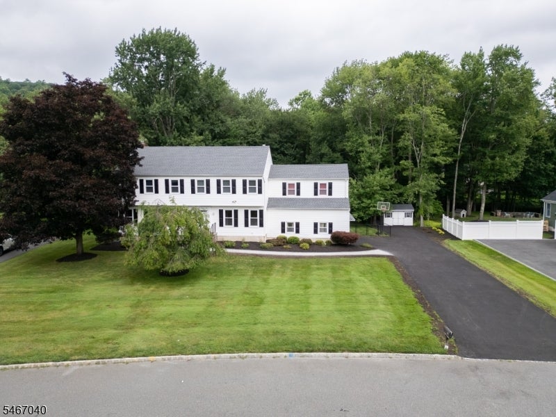 109 Meadowbrook Rd