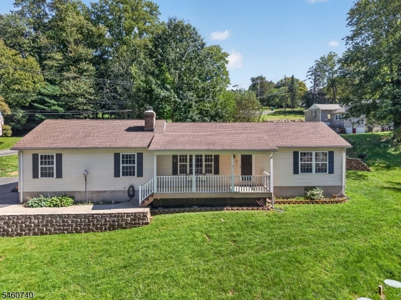 3 High View St