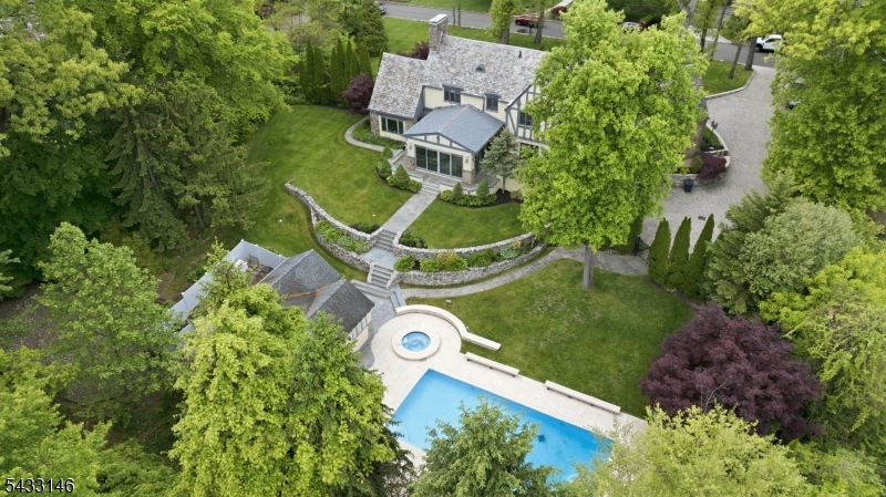 120 Old Chester Rd