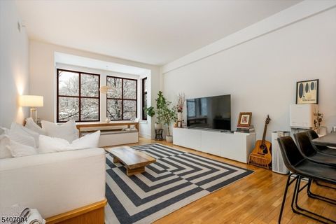 85 Park Ave 205 Glen Ridge Boro Twp. NJ 07028