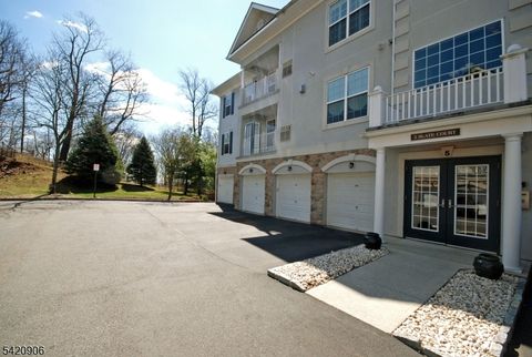 5 Slate Ct Woodland Park NJ 07424