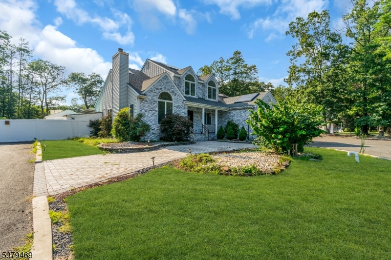 592 Ollie Burke Rd