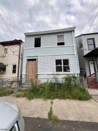15 Southard St Paterson City NJ 07501