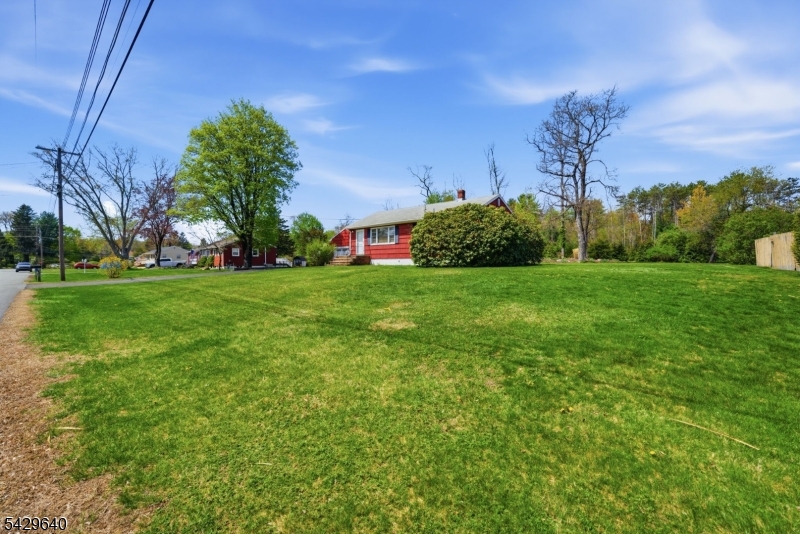 49 Heather Hills Dr