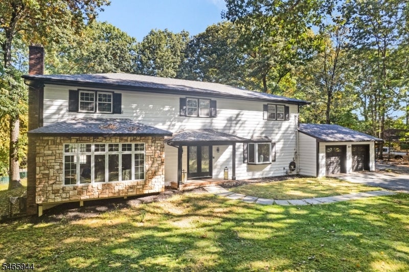 43 DODIE DR.