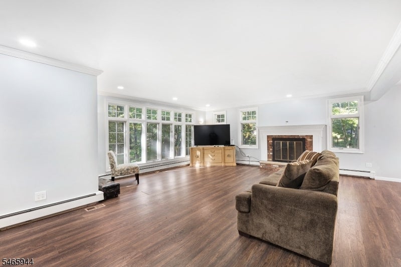 43 DODIE DR.