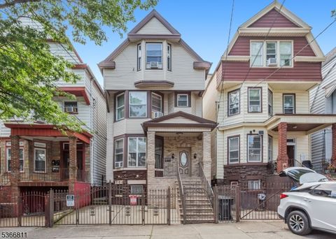 320 Clifton Ave Newark City NJ 07104