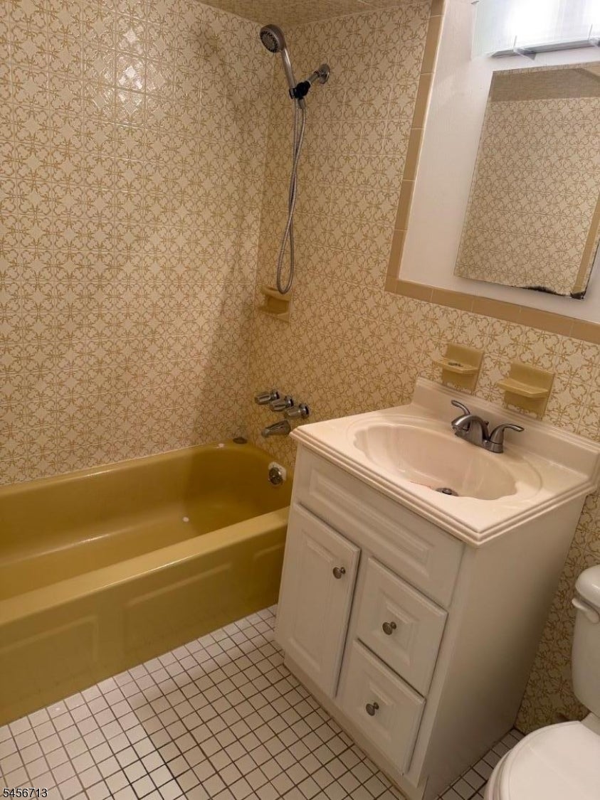 45 Hussa Street, Unit 14 14