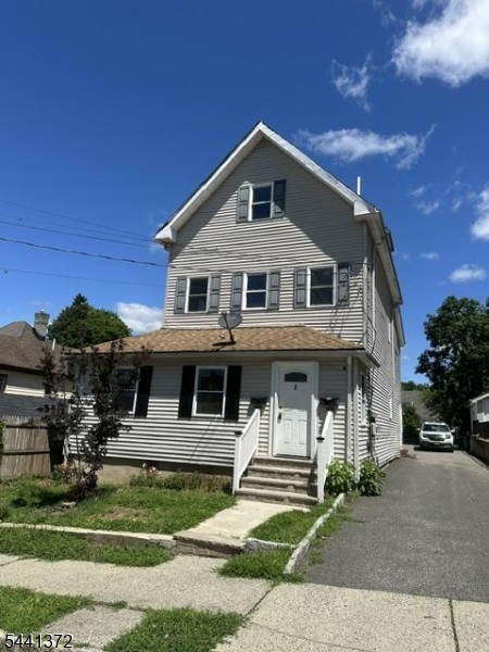 8 Morton St