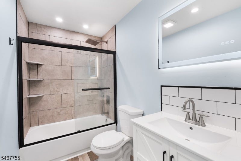 17 Minns Avenue 2