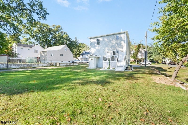 17 Minns Avenue 2