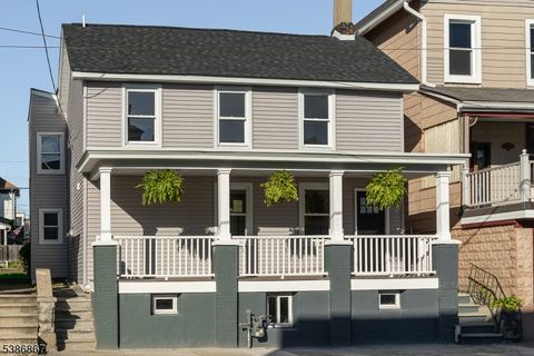 195 Chambers St Phillipsburg Town NJ 08865