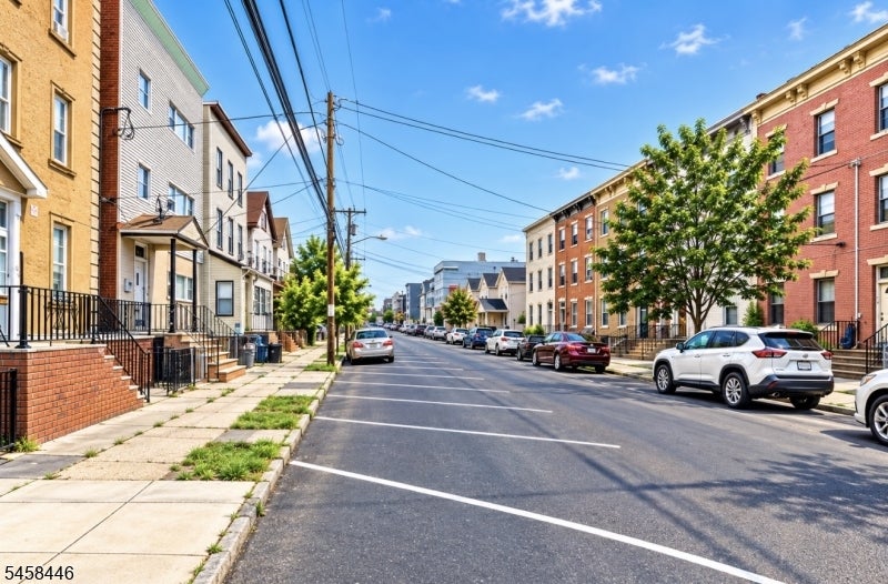 142 Ripley Pl 3