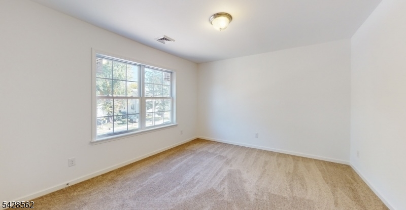 158 Woodland Ave