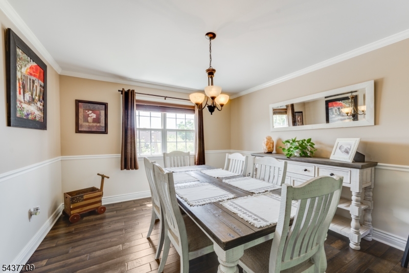 6 Snead Ct
