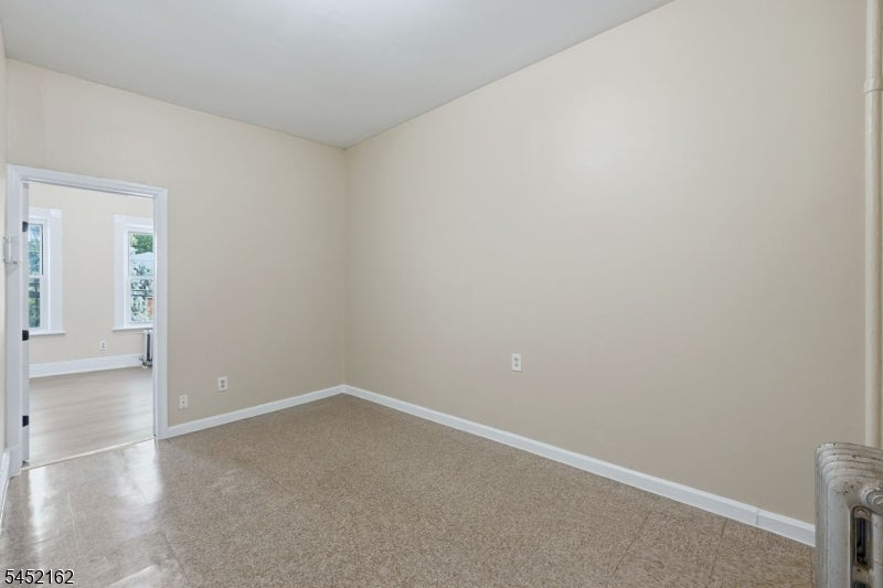 5 Monroe St 4