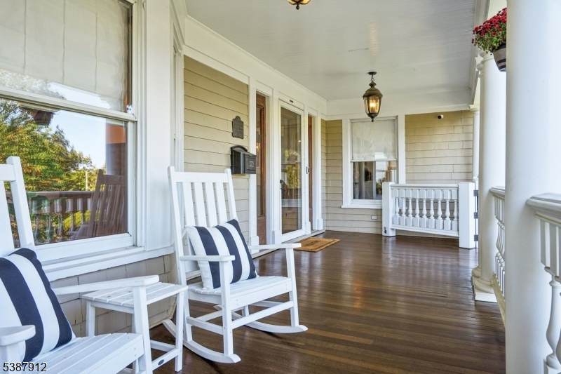 372 Up Mountain Avenue