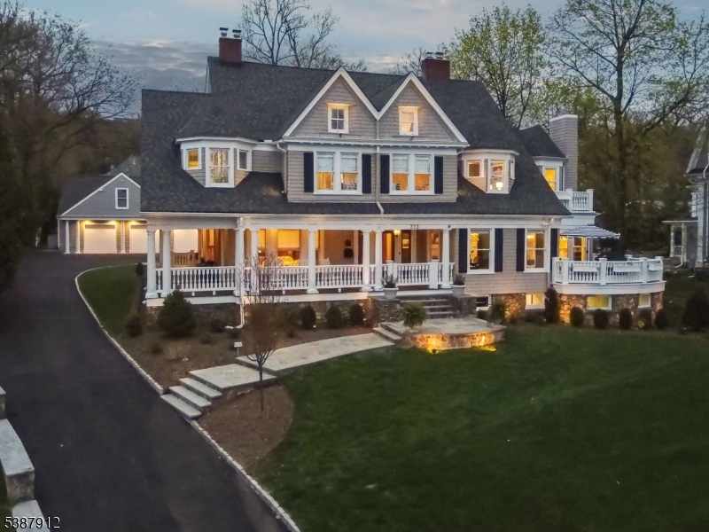 372 Up Mountain Avenue