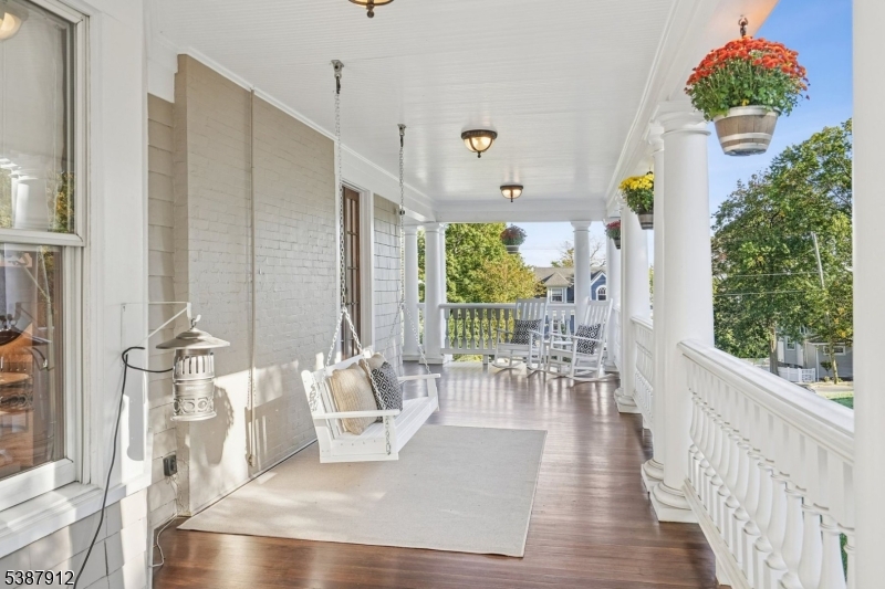 372 Up Mountain Avenue