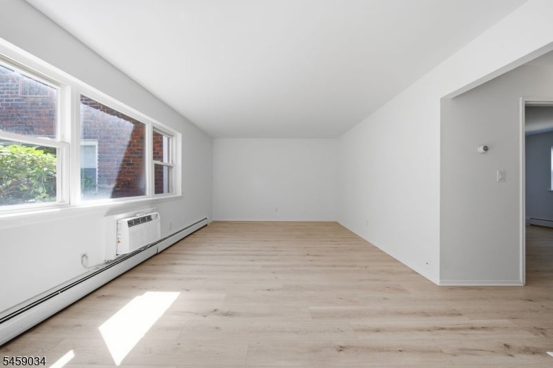 125 Regency Park 125