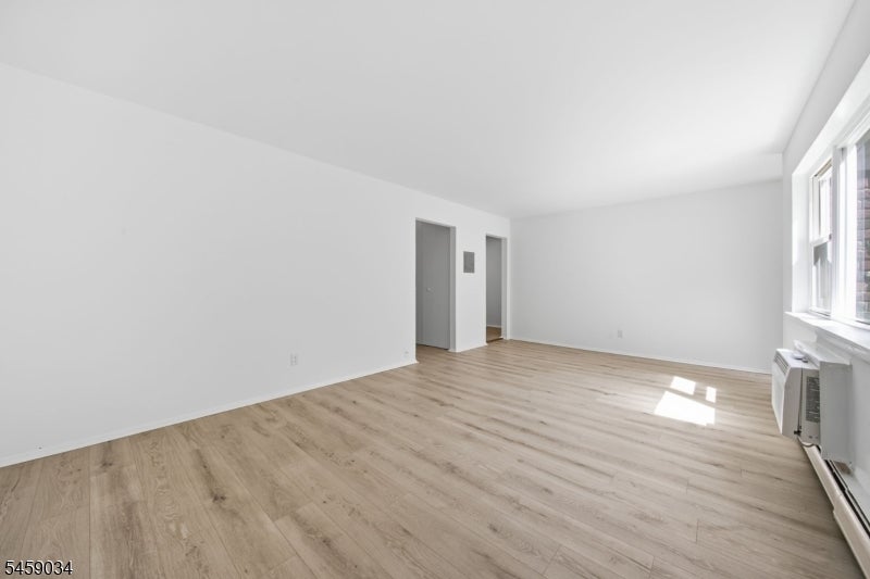 125 Regency Park 125
